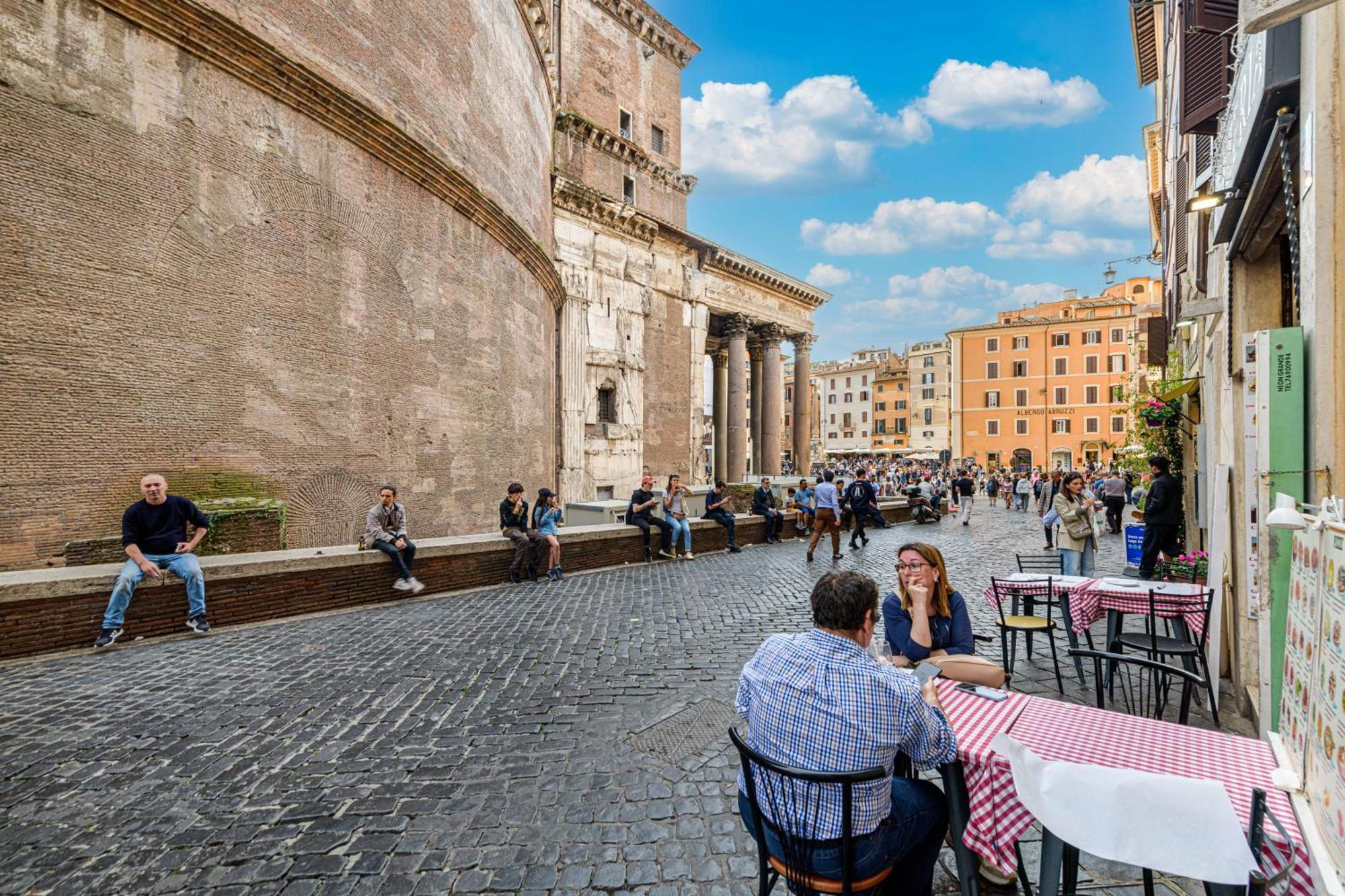 Deluxe Apartments Pantheon Рим Экстерьер фото